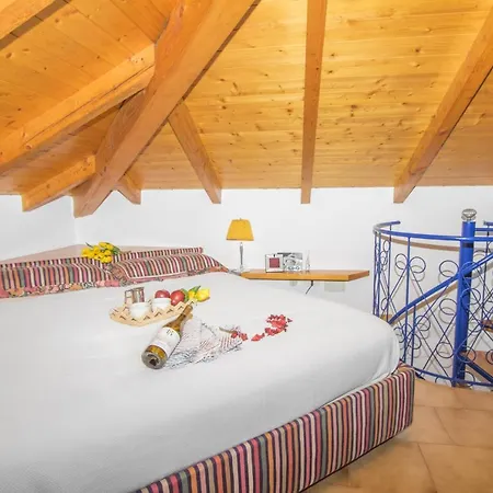 Апартаменты Fosseno Sleeps 4